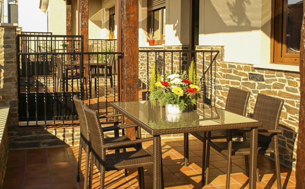 Apartamentos Rurales El Calama Сарса-де-Гранадилья Номер фото